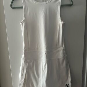 Vuori White Topspin Sleeveless Tennis Dress - size small